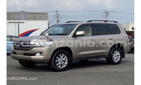 Nunua Imported Toyota Land Cruiser Nyingine Gari ndani ya Import - Dubai nchini Arusha Nunua Imported Toyota Land Cruiser Nyingine Gari ndani ya Import - Dubai nchini Arusha