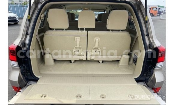 Nunua Imported Toyota Land Cruiser Nyingine Gari ndani ya Import - Dubai nchini Arusha Nunua Imported Toyota Land Cruiser Nyingine Gari ndani ya Import - Dubai nchini Arusha