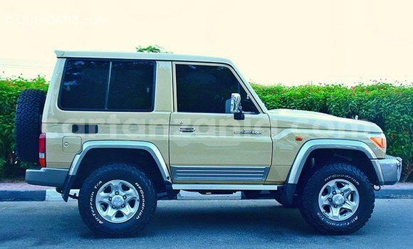 Buy Import Toyota Land Cruiser Beige Car in Import - Dubai in Arusha Buy Import Toyota Land Cruiser Beige Car in Import - Dubai in Arusha