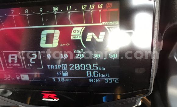 Nunua Ilio tumika Suzuki GSXR Bluu Bike ndani ya Dar es Salaam nchini Dar es Salaam Nunua Ilio tumika Suzuki GSXR Bluu Bike ndani ya Dar es Salaam nchini Dar es Salaam