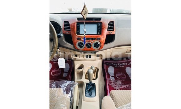 Buy Import Toyota Fortuner White Car in Import - Dubai in Arusha Buy Import Toyota Fortuner White Car in Import - Dubai in Arusha