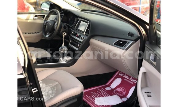 Nunua Imported Hyundai Sonata Nyeusi Gari ndani ya Import - Dubai nchini Arusha Nunua Imported Hyundai Sonata Nyeusi Gari ndani ya Import - Dubai nchini Arusha
