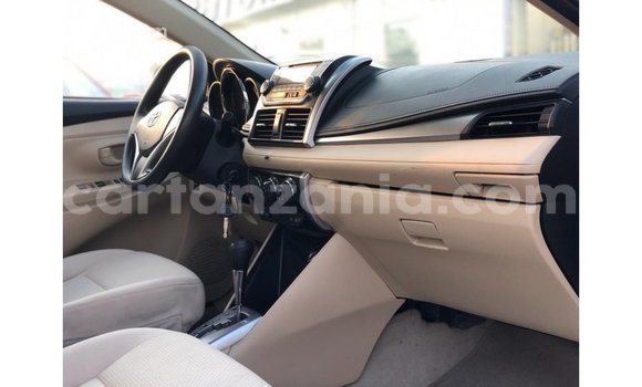 Nunua Imported Toyota Yaris Nyeupe Gari ndani ya Import - Dubai nchini Arusha Nunua Imported Toyota Yaris Nyeupe Gari ndani ya Import - Dubai nchini Arusha