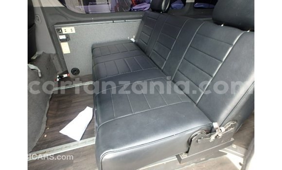 Nunua Imported Toyota Hiace Nyeupe Gari ndani ya Import - Dubai nchini Arusha Nunua Imported Toyota Hiace Nyeupe Gari ndani ya Import - Dubai nchini Arusha