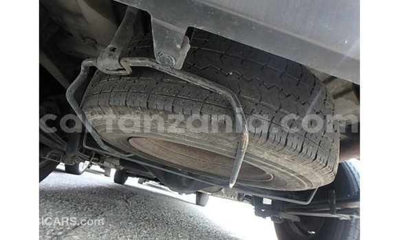 Buy Import Toyota Hiace White Car in Import - Dubai in Arusha Buy Import Toyota Hiace White Car in Import - Dubai in Arusha