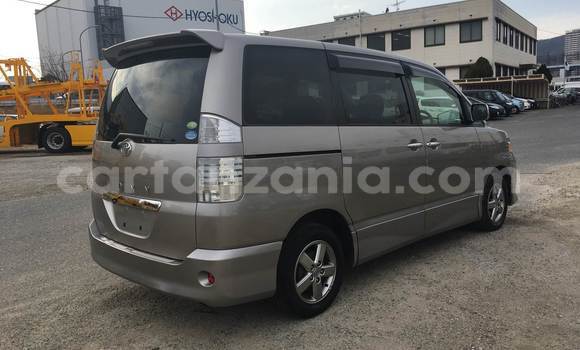 Buy Used Toyota Voxy Other Car in Dar es Salaam in Dar es Salaam Buy Used Toyota Voxy Other Car in Dar es Salaam in Dar es Salaam