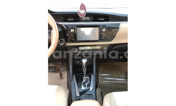 Buy Import Toyota Corolla White Car in Import - Dubai in Arusha Buy Import Toyota Corolla White Car in Import - Dubai in Arusha