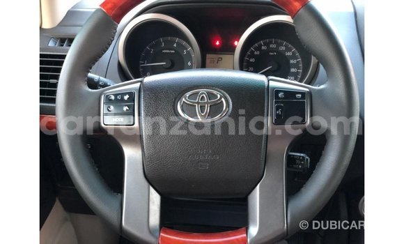 Nunua Imported Toyota Prado Nyeupe Gari ndani ya Import - Dubai nchini Arusha Nunua Imported Toyota Prado Nyeupe Gari ndani ya Import - Dubai nchini Arusha