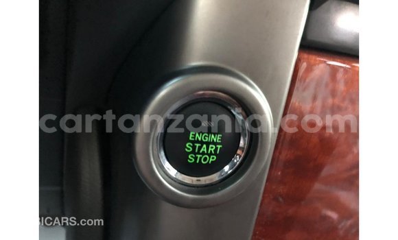 Nunua Imported Toyota Prado Nyeupe Gari ndani ya Import - Dubai nchini Arusha Nunua Imported Toyota Prado Nyeupe Gari ndani ya Import - Dubai nchini Arusha