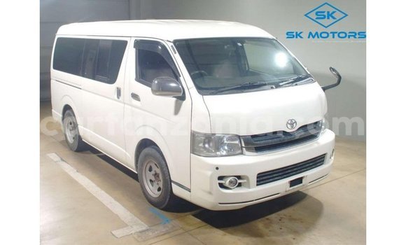 Buy Import Toyota Hiace White Car in Import - Dubai in Arusha