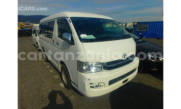Buy Import Toyota Hiace White Car in Import - Dubai in Arusha Buy Import Toyota Hiace White Car in Import - Dubai in Arusha