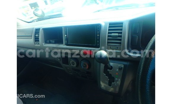 Buy Import Toyota Hiace White Car in Import - Dubai in Arusha Buy Import Toyota Hiace White Car in Import - Dubai in Arusha