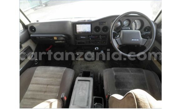 Nunua Imported Toyota Land Cruiser Nyingine Gari ndani ya Import - Dubai nchini Arusha Nunua Imported Toyota Land Cruiser Nyingine Gari ndani ya Import - Dubai nchini Arusha