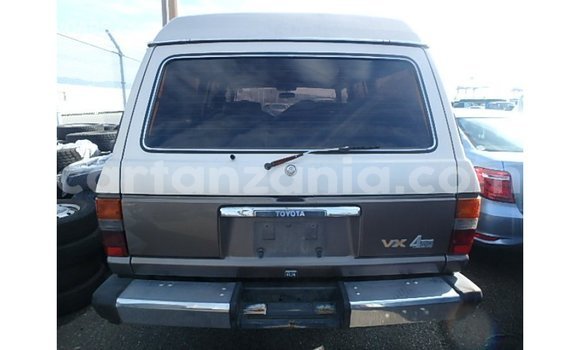 Nunua Imported Toyota Land Cruiser Nyingine Gari ndani ya Import - Dubai nchini Arusha Nunua Imported Toyota Land Cruiser Nyingine Gari ndani ya Import - Dubai nchini Arusha