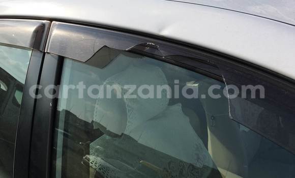 Buy Used Toyota Corolla White Car in Dar es Salaam in Dar es Salaam Buy Used Toyota Corolla White Car in Dar es Salaam in Dar es Salaam