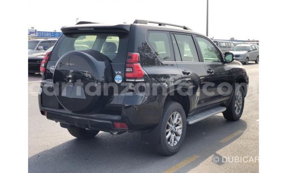 Nunua Imported Toyota Prado Nyeusi Gari ndani ya Import - Dubai nchini Arusha Nunua Imported Toyota Prado Nyeusi Gari ndani ya Import - Dubai nchini Arusha