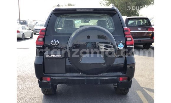 Nunua Imported Toyota Prado Nyeusi Gari ndani ya Import - Dubai nchini Arusha Nunua Imported Toyota Prado Nyeusi Gari ndani ya Import - Dubai nchini Arusha