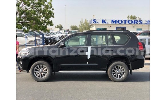 Nunua Imported Toyota Prado Nyeusi Gari ndani ya Import - Dubai nchini Arusha Nunua Imported Toyota Prado Nyeusi Gari ndani ya Import - Dubai nchini Arusha