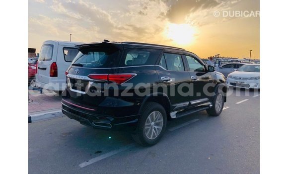 Buy Import Toyota Fortuner Black Car in Import - Dubai in Arusha Buy Import Toyota Fortuner Black Car in Import - Dubai in Arusha