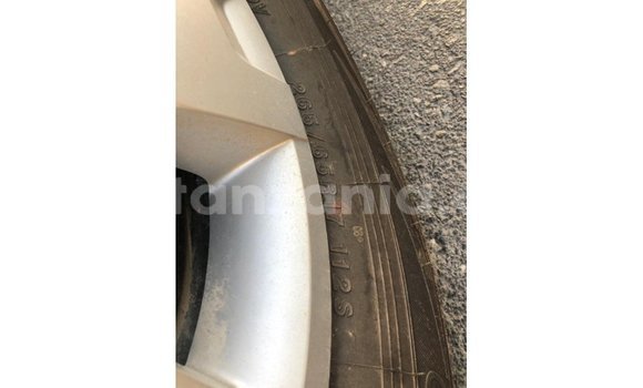 Nunua Imported Toyota Hilux Nyingine Gari ndani ya Import - Dubai nchini Arusha Nunua Imported Toyota Hilux Nyingine Gari ndani ya Import - Dubai nchini Arusha